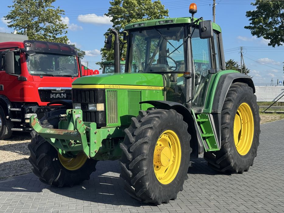 Ciągnik JOHN DEERE 6910 - Oryginalny Sprowadzony