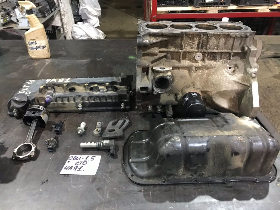 Двигун мотор запчастини Mitsubishi Colt 1.5 бенз Мицубиши Кольт 4A91