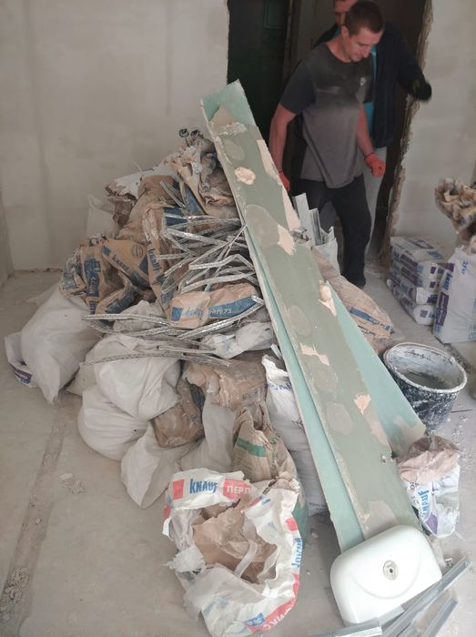 Вивіз сміття , вантажники