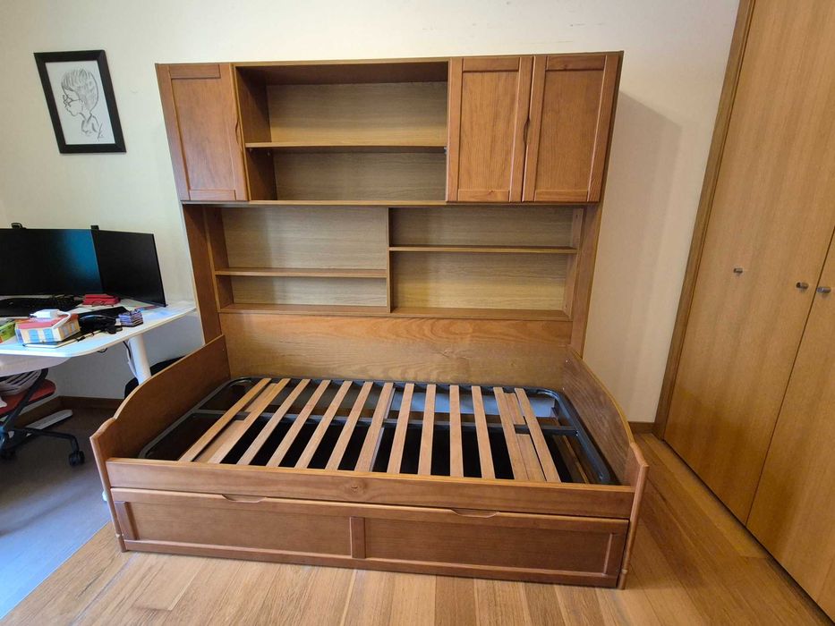 Estante de arrumação / cabeceira cama em pinho mel