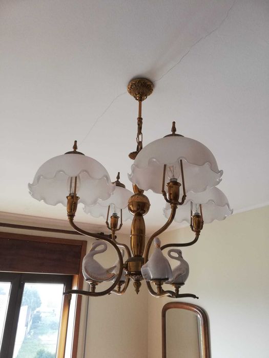 Candeeiro de teto com 4 lâmpadas estilo Vintage lindo