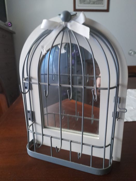 Espelho de parede porta chaves ou colares