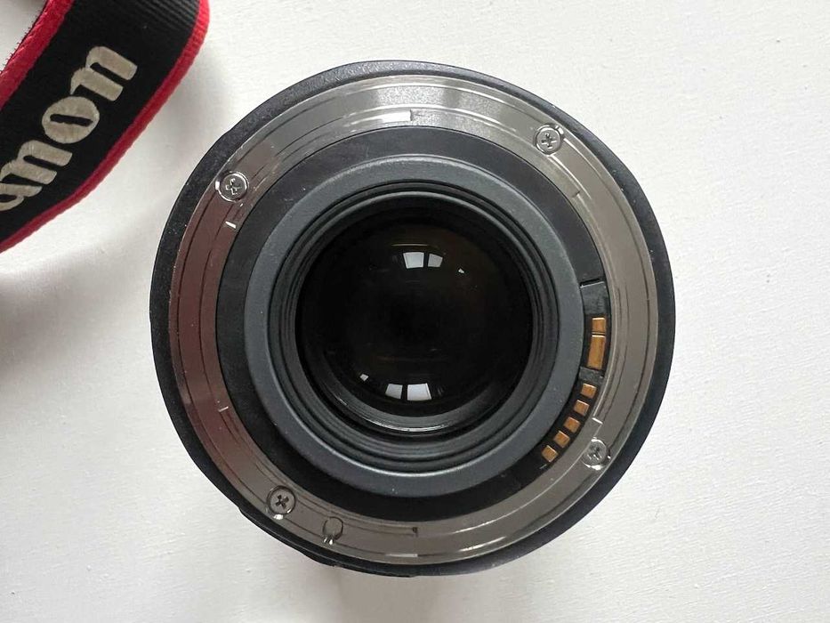 Фотоапарат Canon 7D + f2,8 Canon EF-S 17-55