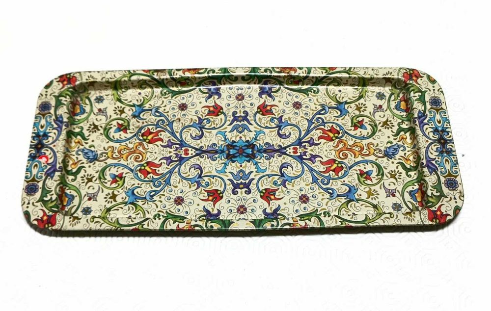 Vintage English-style metal tray with varnish finish