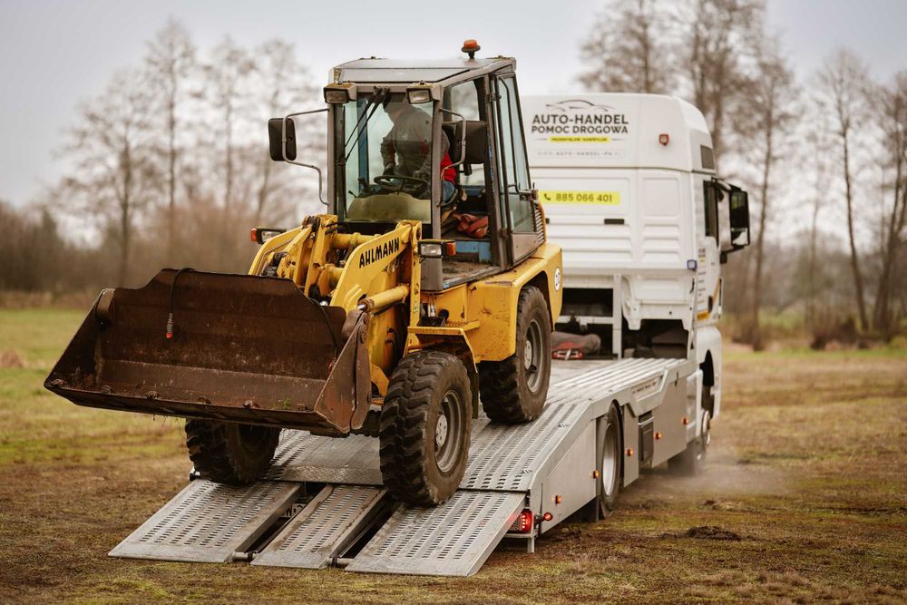 Najazd Ciężarowy Transport pojazdów, maszyn budowalnych i rolniczych