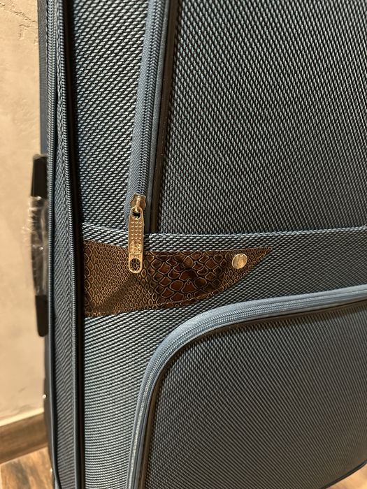 Duża, miękka walizka, kółka obrotowe 360 stopnii