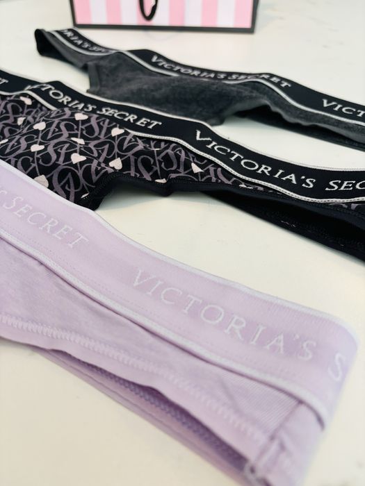 Stringi Victoria’s Secret S/36