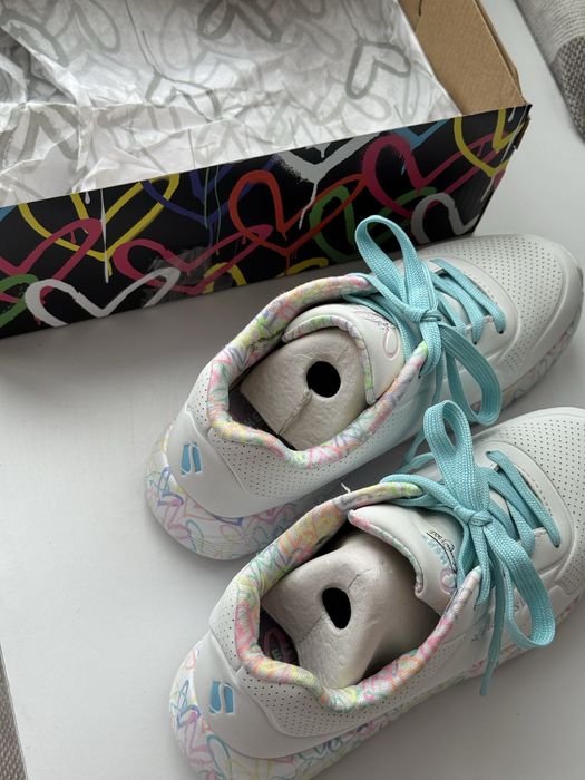 Skechers кросівки