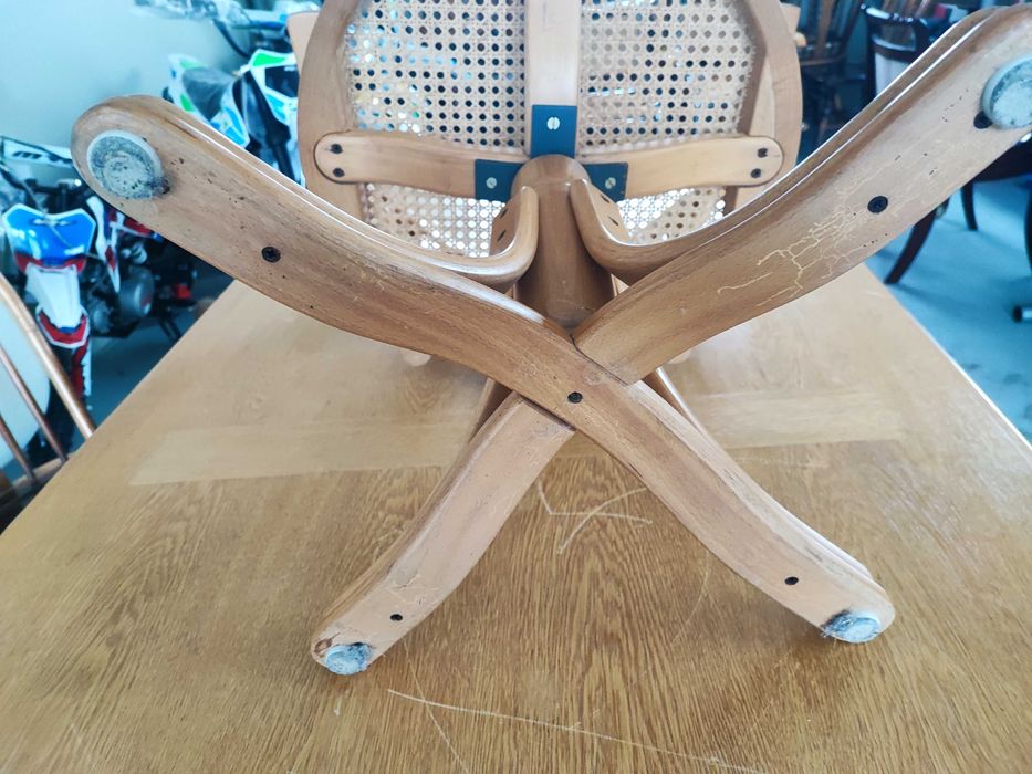 Krzesło obrotowe - Thonet.