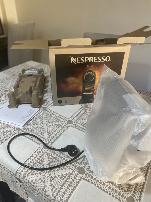 Máquina café nesspresso citiz NOVA