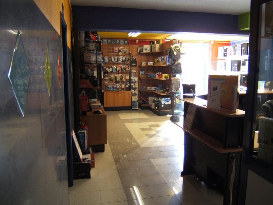 Moveis de entrada para escritorio ou loja ou expositores para HI-Fi