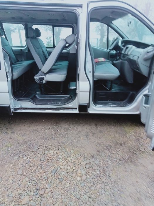 Sprzedam Renault Trafic Niski przebieg !!!