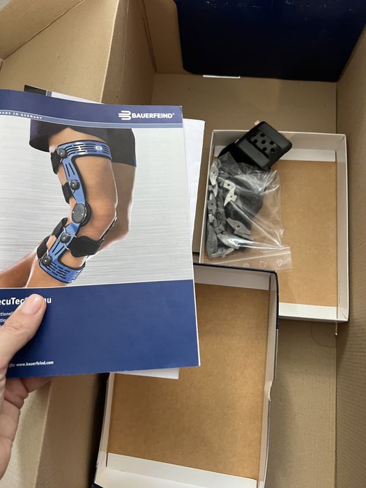 Ортез на колено левый и правый SecuTec Genu