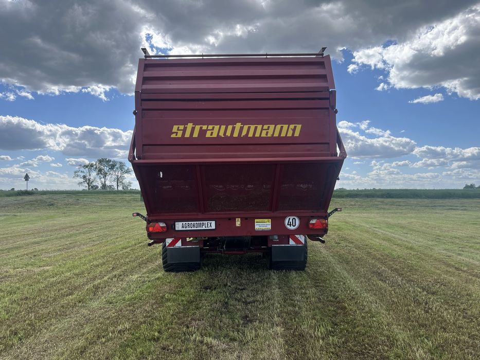 Przyczepa samozbierająca Strautmann Super Vitesse 3502 DO