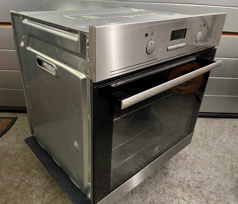 Piekarnik elektryczny Electrolux