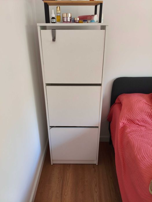 Sapateira branca ikea