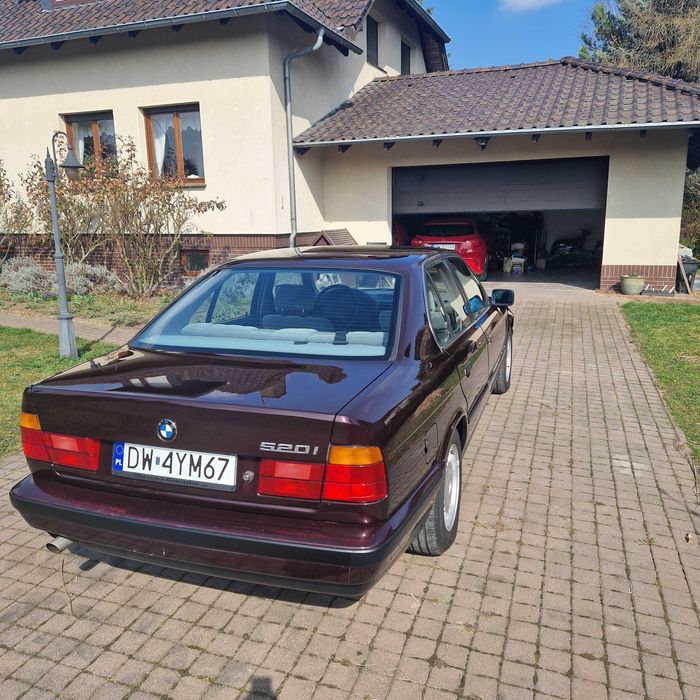 Samochód osobowy BMW E34