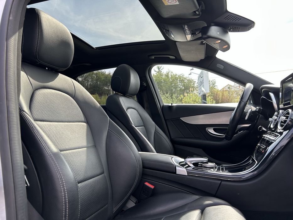 Mercedes-Benz C220d AMG - Nacional - 100 mil kms