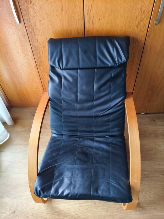 Cadeira de Baloiço IKEA POANG – Bétula / Capa Preta em Pele
