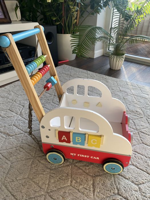 Jeździk pchacz drewniany