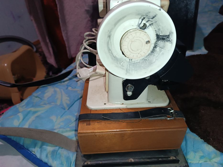 швейная машинка (электро)