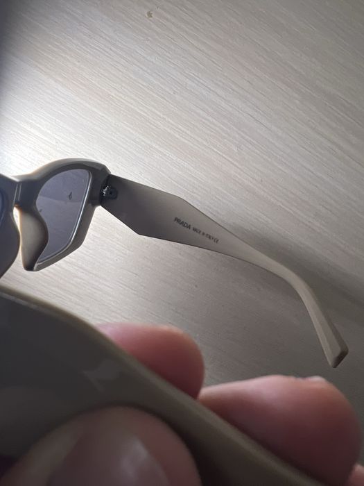 Окуляри prada.