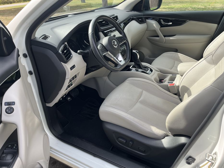 Nissana Qashqai Rogue Sport SL z 2018r 77800km AWD
