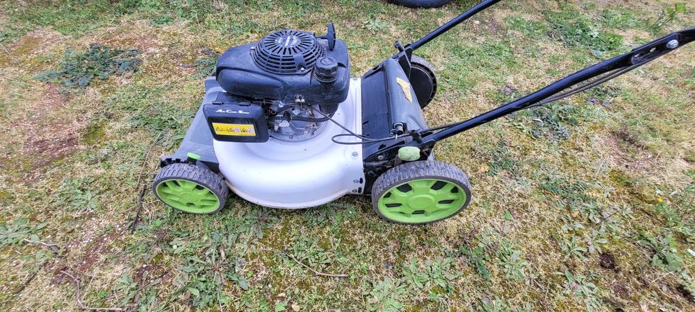 Corta-relva SEMI-NOVO  Honda c/tração- 53cm corte