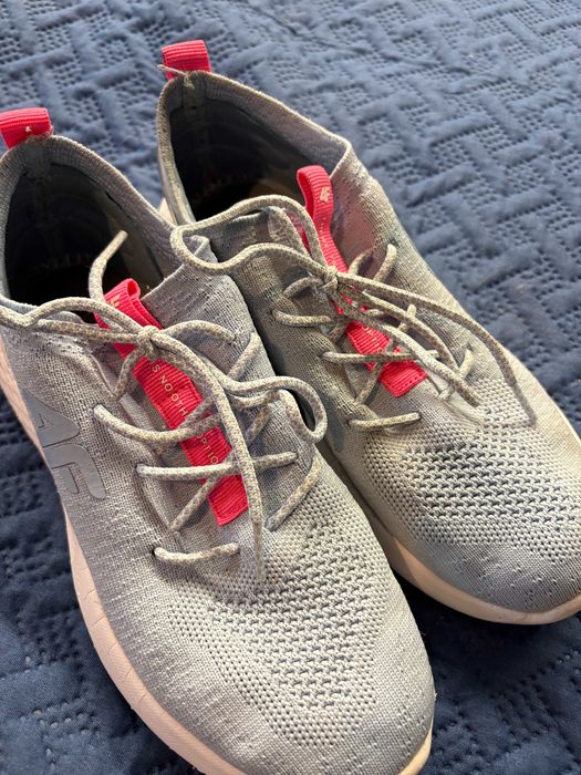 Buty sportowe 4F niebieskie 35