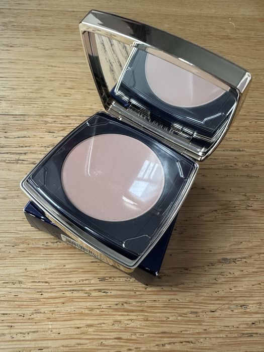 Puder do twarzy Estee Lauder double wear 2C2 pale almond