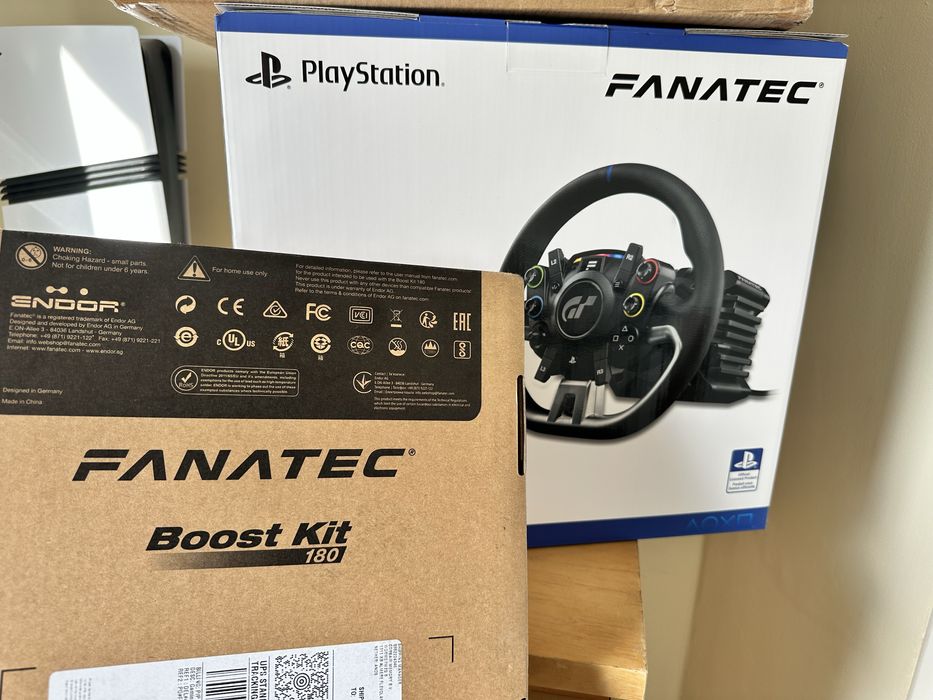 FANATEC  GT DD Pro本体のみとBoost Kit 180【中古】 FANATEC Boost Kit 180 Power Supply 8NM for CSL DD and GT DD