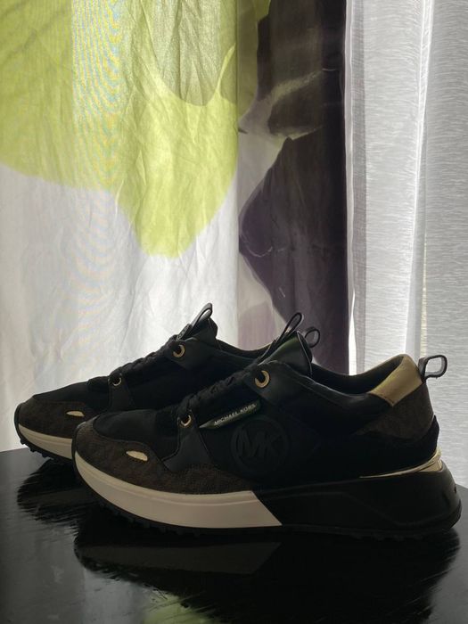 Ténis Michael Kors, tamanho 36