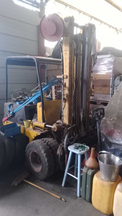 Empilhador komatsu