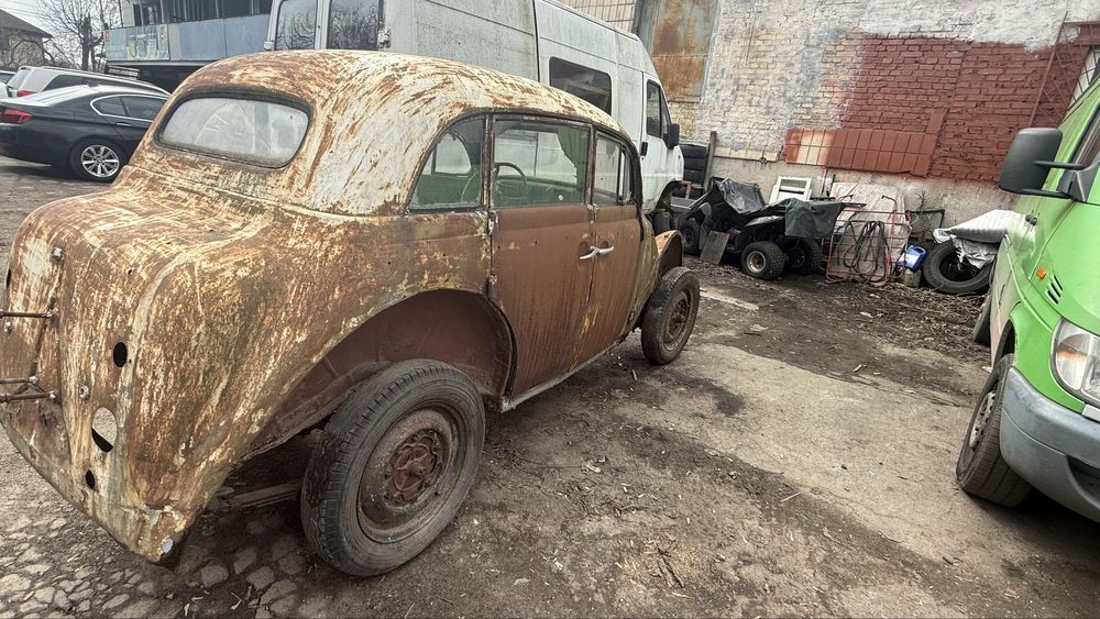 Москвич 401 1952р.