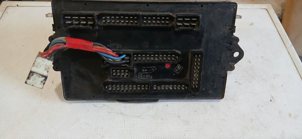 Блок предохранителей  Ваз 2105-07.