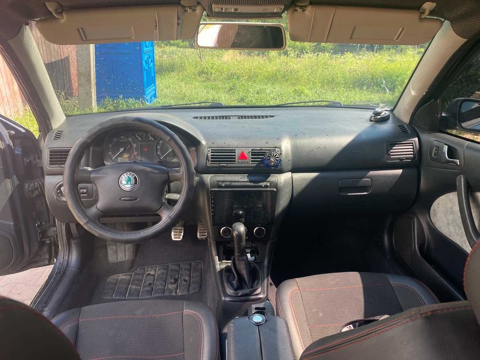 SKODA Octavia Tour