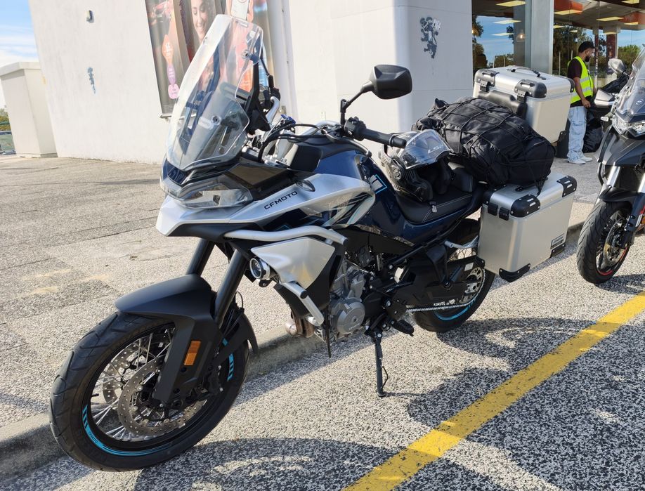 Cfmoto MT800 de 07/2025