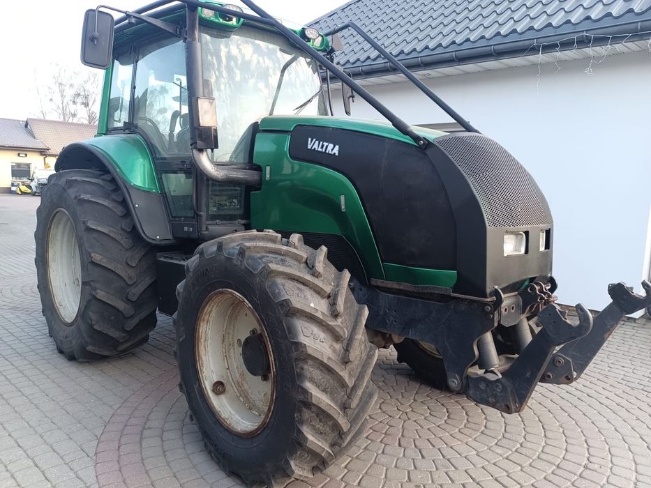 Valtra M120 zabudowa  leśna