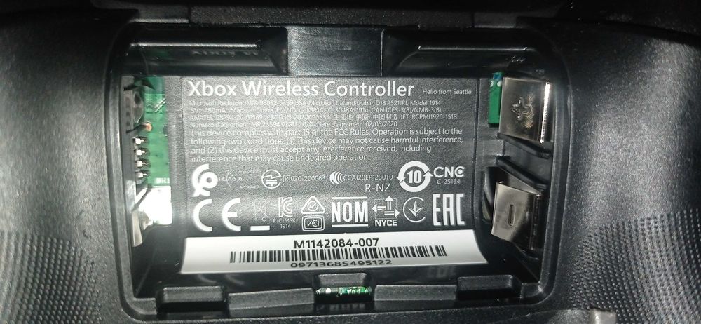 Геймпад Microsoft Xbox ONE та Series X/S Wireless Controller