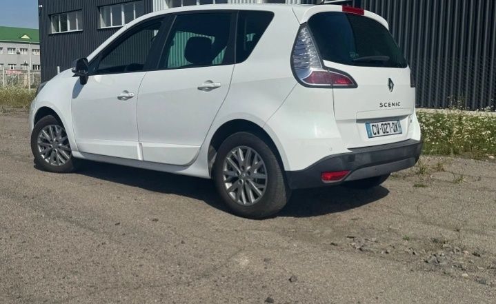 Продам Renault Scenic