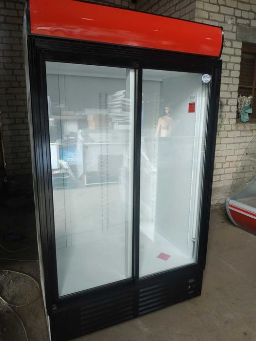 Продам шкаф холодильный