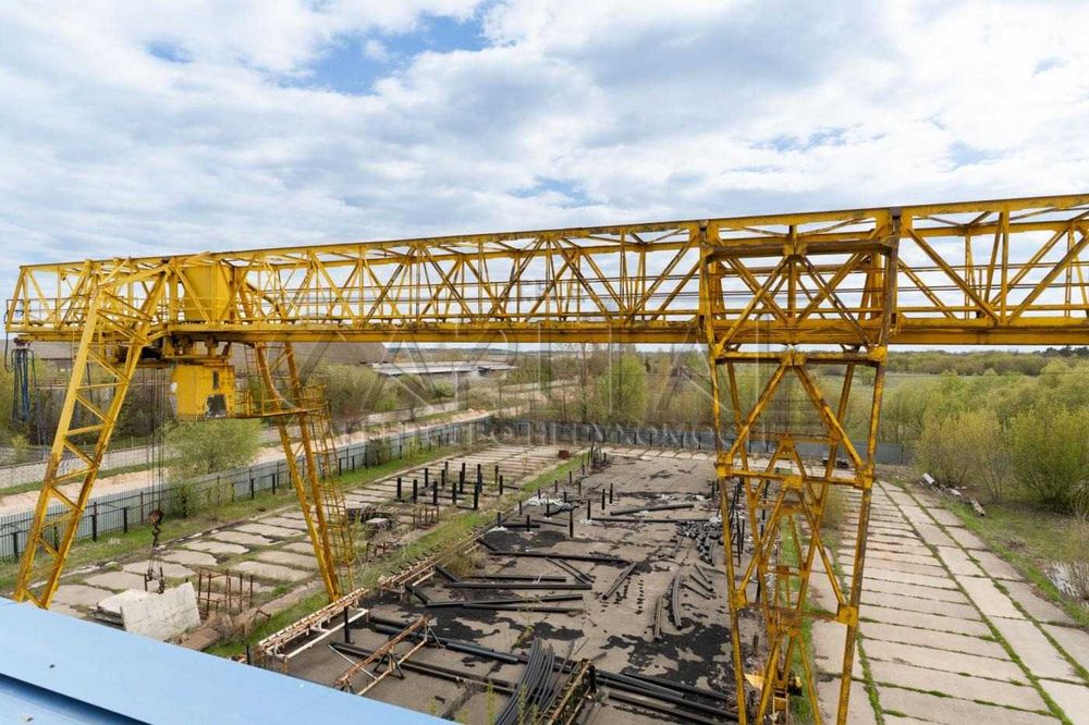 ПРОДАЖ СКЛАДСЬКОГО приміщення на вулиці Князя Острозького