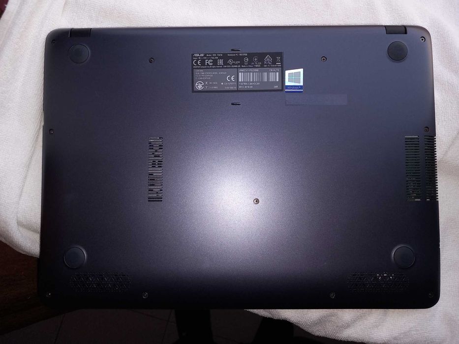 Portátil Asus VivoBook  - Disco 1TB