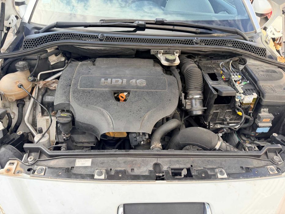 Peugeot  RCZ 2.0 HDI 163 CV DE 2011 EM FIM DE VIDA PARA PEÇAS