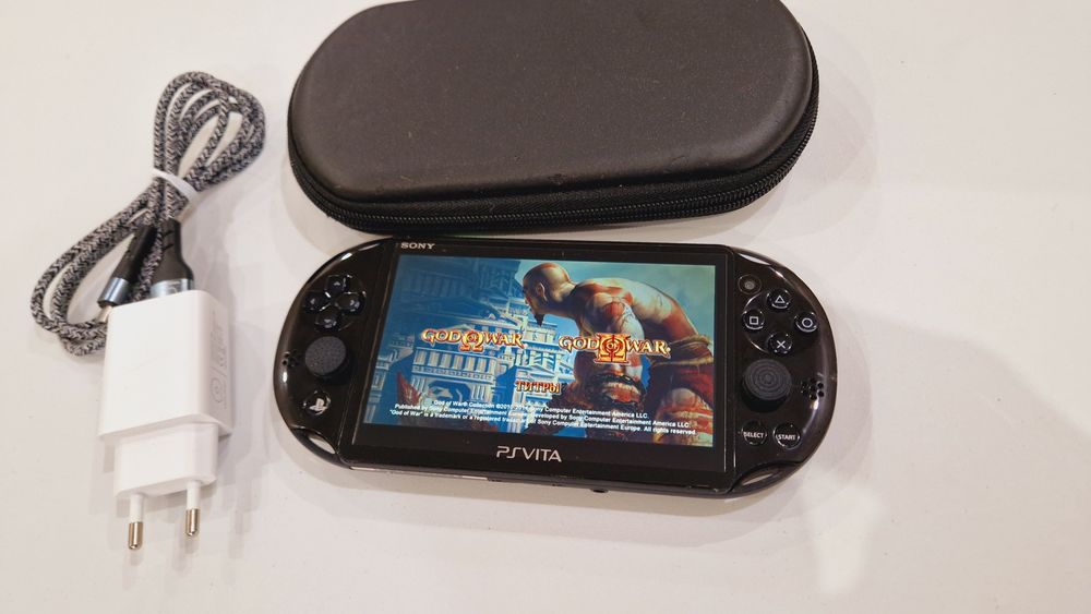 Sony Ps Vita Slim 64гиг 65 игр + чехол!