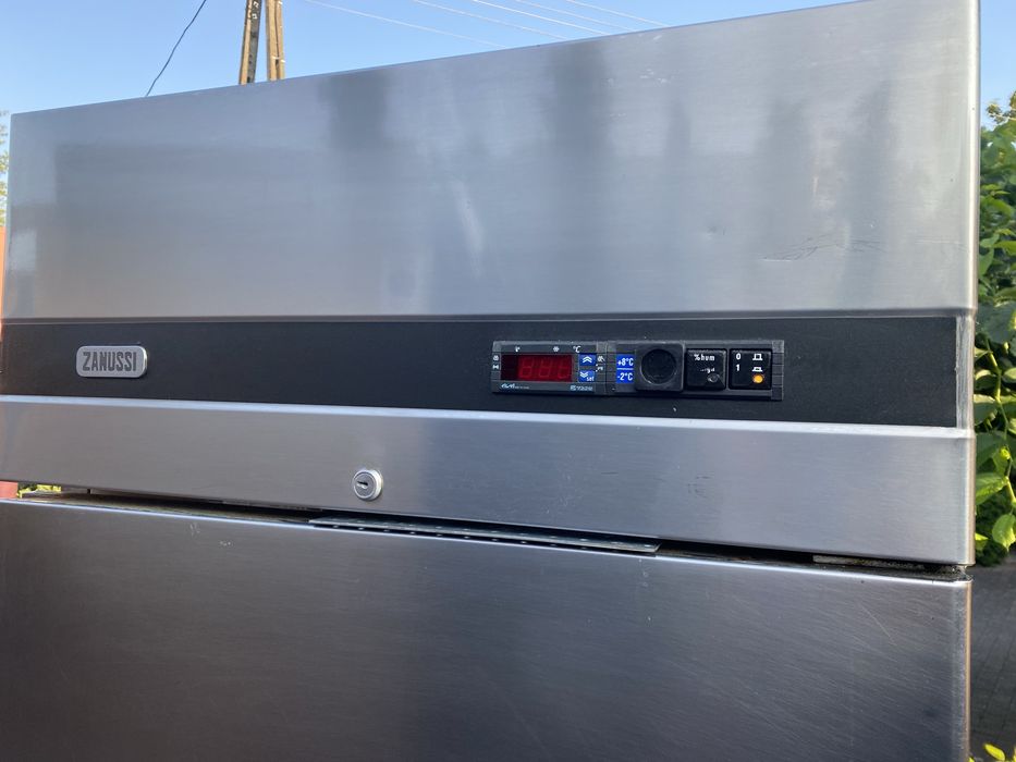 Szafa chłodnicza Zanussi