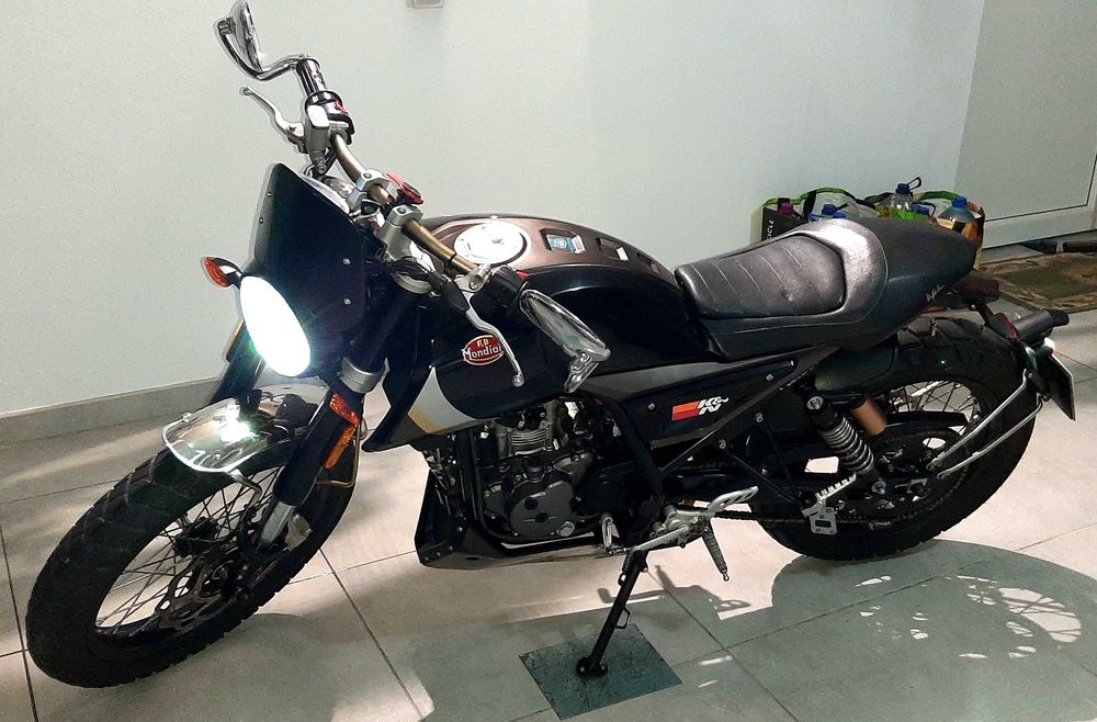 FB Mondial HPS 125 com Motor Aprilia, Ofereço Registo Da Documentação