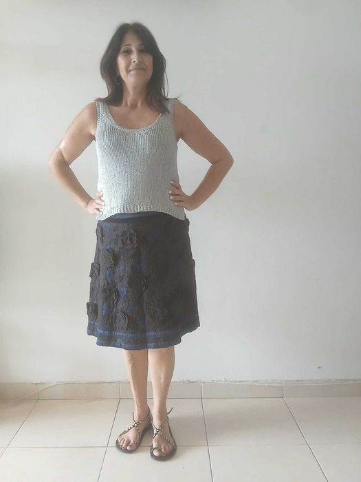 Saia preta e azul em veludo e cetim bordado Adolfo Dominguez