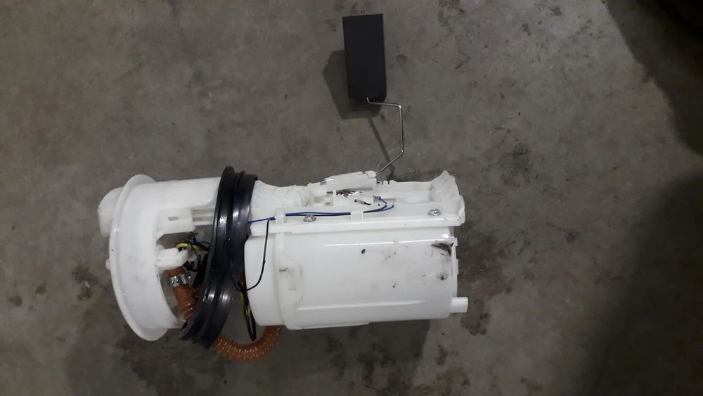 pompa paliwa A3 8L 1.6 lift