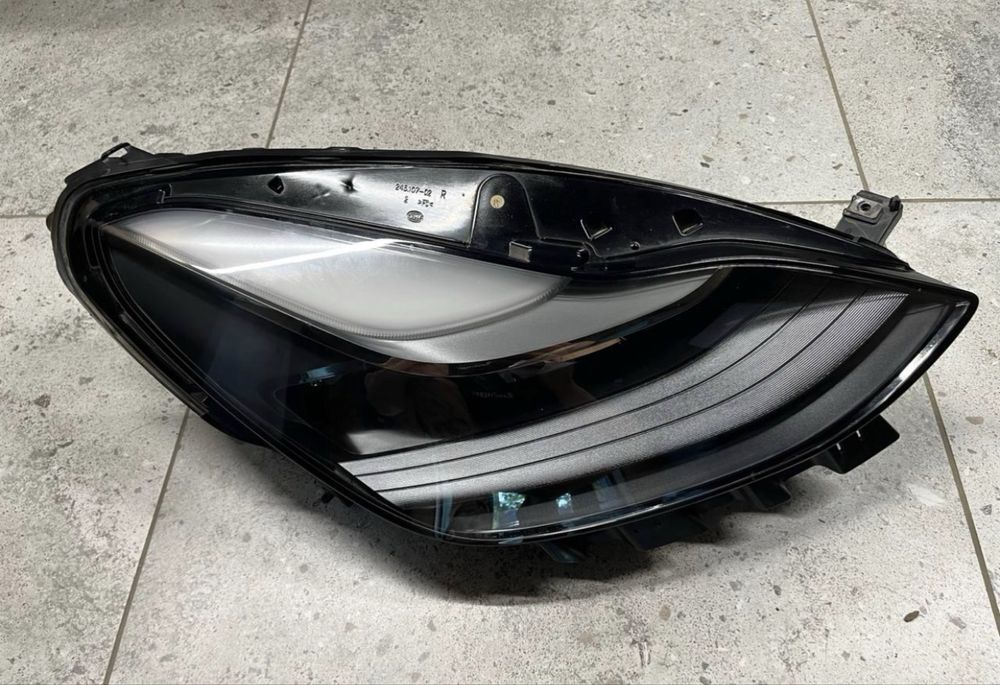 Передня права фара Tesla Y, 3 22+ линза, оригінал б.у. Фара тесла